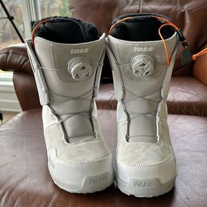 Women’s thirty two snow board boots, size 7.5